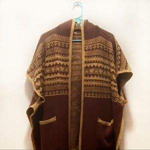 Janice 2x Poncho cape hooded pocket brown